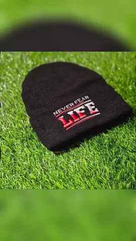 come one over to neverfearlife.com  where you can get the best quality signature logo beanie for just $10 this sale won't last long so hurry up #viralvideo  #fyp  #repost  #neverfearlife @Sheet_Cake @sheet._.cake 