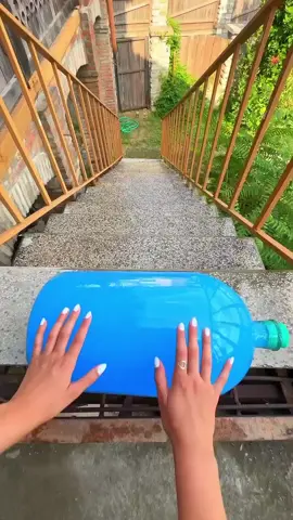 #bottleonstair #glassbottle #satisfyingvideo  #asmrsounds #asmrusa 