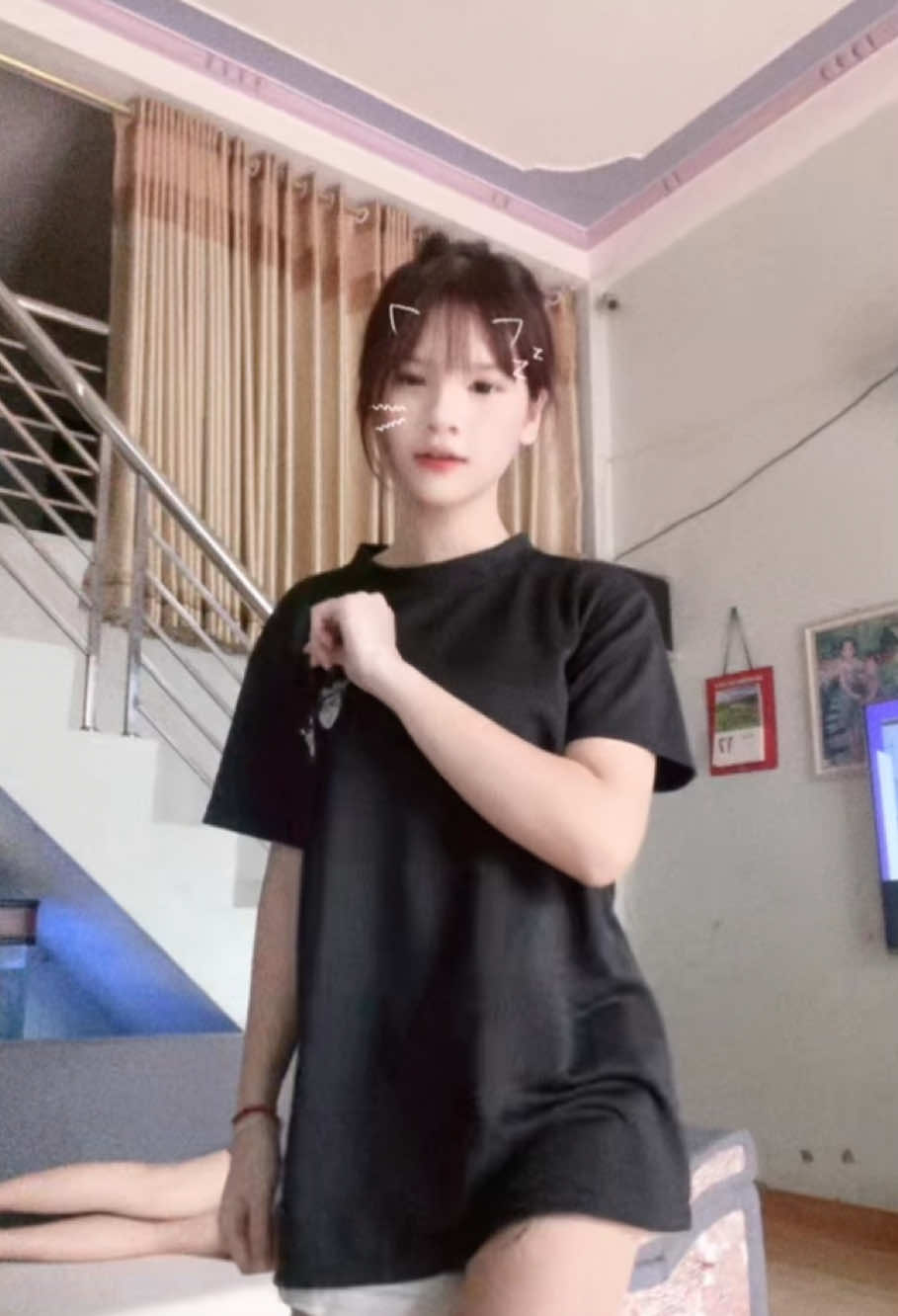 mắt có mi mắt kco mi còn bày đặt nháy mắt đồ đó 🙂 (dc:@_tolathaotrangnii_ ) #xhuongtiktok #xuhuongdance #dance #bunthuii #NhanVatChinh 