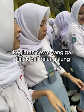 ajak enjel beli telur gulung plis kasian banget😭😭
