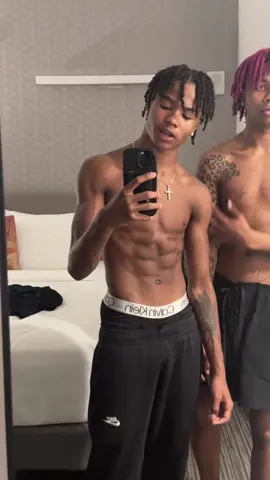 post home-workout (cane didn’t work out he just wanted to flex 😂)