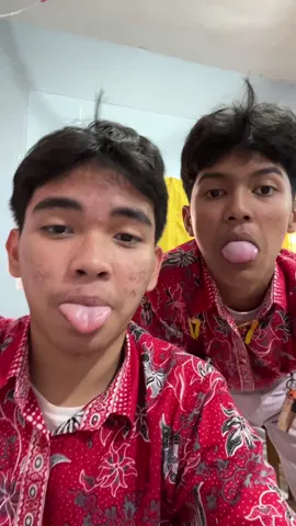 kaget#fyp #jayguapo #pinkcardigan #memes 