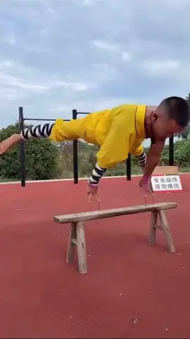 Los monjes Shaolin desarrollan habilidades como el Kung fu y control mental #shaolin #kungfu #martialarts #artesmarciales 