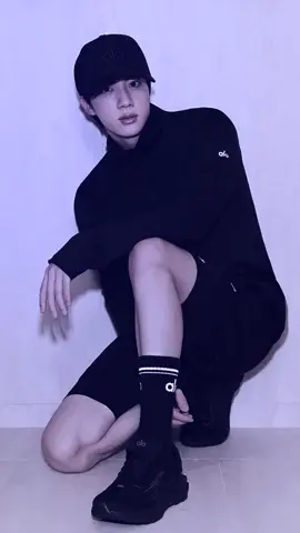 OMG sayangkuuu😭🫵#jin 