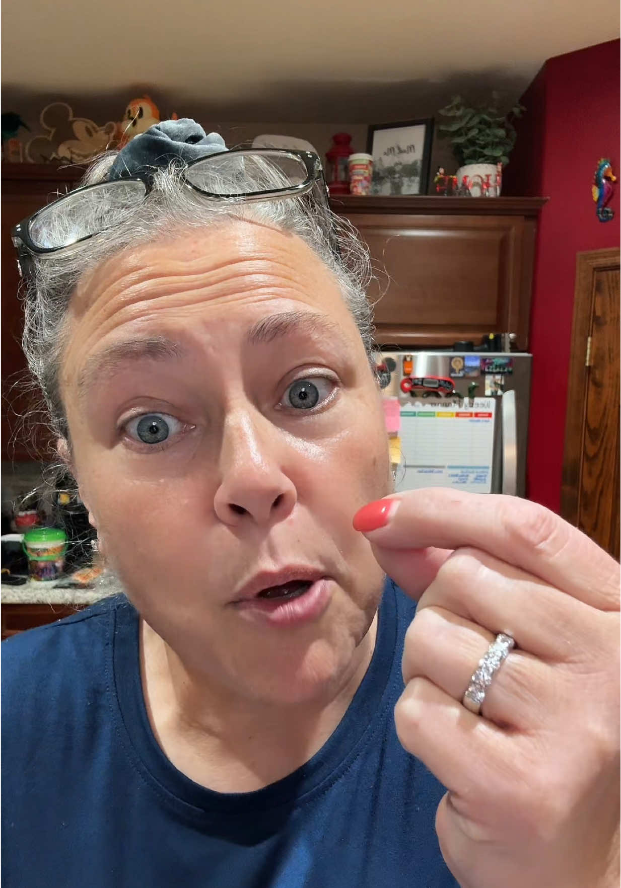 Replying to @Nana I am sure hoping it works too. I have tried many things over the years and it is still here. It does seem to be more pronounced today so ai hope that means it is pulling it up to the surface so it can be removed. Fingers crossed. But it will be good to have on hand for splinters if it ends up being a no go. 
