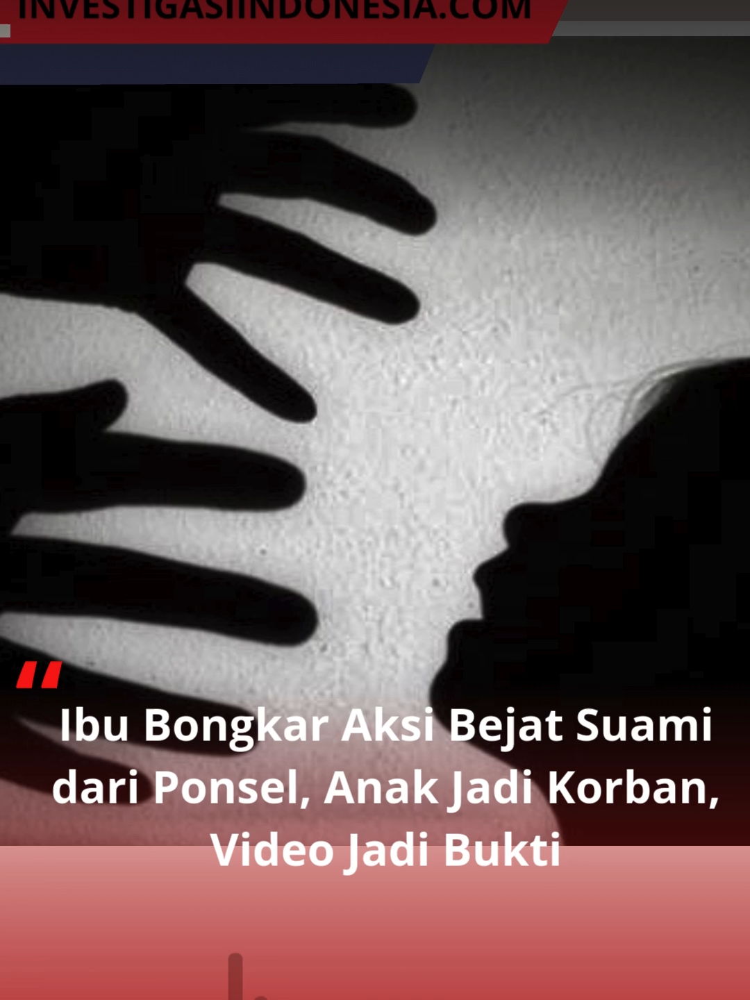 investigasiindonesia.com – Kasus memilukan mengguncang Kabupaten Sumbawa. Seorang pria berinisial FR (32) ditangkap polisi setelah ketahuan mencabuli anak kandungnya yang masih berusia enam tahun. Ironisnya, aksi bejat itu direkam sendiri menggunakan ponsel miliknya. Perbuatan keji FR terbongkar bukan dari laporan orang luar, melainkan dari sang istri LS (26). Kecurigaan muncul ketika ia melihat putrinya bermain ponsel suaminya. Saat diperiksa, LS menemukan rekaman tidak senonoh yang melibatkan anak dan suaminya sendiri. 📷 “Video sempat dihapus, namun berhasil dipulihkan kembali,” jelas Kasatreskrim Polres Sumbawa AKP Dilia Pria Firmawan, Rabu (20/8). Terkejut dan tidak sanggup menyimpan aib tersebut, LS segera meminta bantuan tetangga dan ketua RT, lalu melaporkan kasus itu ke Polsek Rhee. Polisi bergerak cepat, menangkap FR di rumahnya sekitar pukul 11.20 Wita, dan membawanya ke Unit Pelayanan Perempuan dan Anak (PPA) Polres Sumbawa untuk menghindari gejolak warga. Dari pemeriksaan awal, FR mengakui perbuatannya. Ia bahkan menyebut sudah tiga kali melakukan tindakan cabul terhadap anaknya, sekaligus merekam dengan ponsel. Barang bukti ponsel kini diamankan penyidik. Polisi juga telah menjadwalkan visum et repertum terhadap korban serta memberikan pendampingan psikologis agar kondisi mental sang anak tetap terjaga. “FR masih menjalani pemeriksaan intensif,” tegas AKP Dilia. Kasus ini menjadi peringatan keras bagi orang tua agar lebih waspada. Tidak hanya mengawasi pergaulan anak, tapi juga memastikan lingkungan rumah aman dari ancaman kekerasan seksual, bahkan oleh orang terdekat sekalipun. #fyp #INDONESIA #VIDEO #NTB #gubernur #pemrov #NTBAman