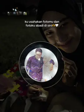 bukan cuma cermin tapi ini kenangan abadi kita🤍#cerminfoto #cerminajaib #cerminfotocustum #kadocewek #idekadounik 
