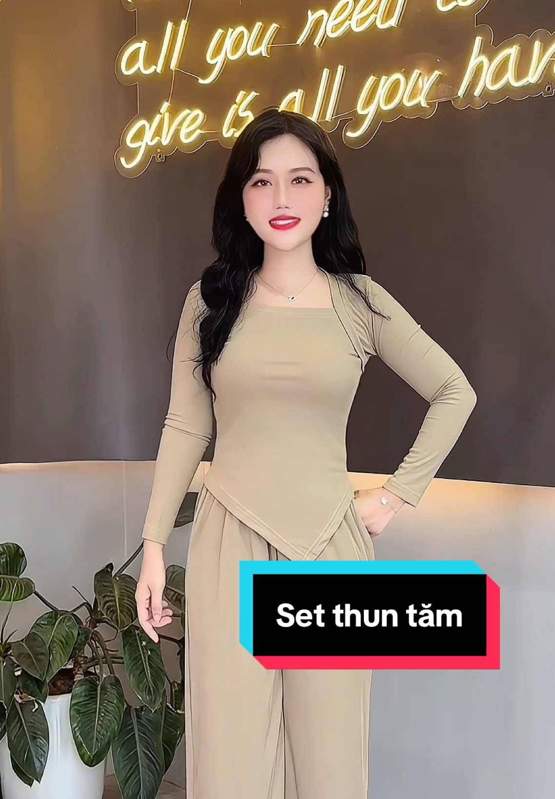 Set thun tăm bigsize cổ vuông cực xinh #setthuntam #dobigsize #viral #trending #hienhoidieu 