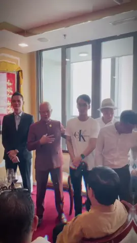 Có thể là sĩ đến cuối đời, năm nay đẹp zai hơn xíu nhề 😂