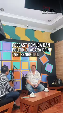 Pagi ini saya kembali berkesempatan mengisi podcast di TVRI Bengkulu dalam program Opini. InsyaAllah rekaman ini juga akan ditayangkan di kanal YouTube resmi TVRI Bengkulu. Ini menjadi kali ketiga saya hadir berdiskusi bersama TVRI, dan tentu setiap kesempatan ini adalah ruang penting untuk menyuarakan gagasan serta harapan bagi daerah kita. Terima kasih yang sebesar-besarnya saya sampaikan kepada seluruh tim TVRI Bengkulu atas undangan dan kerjasamanya. Terus Bergerak, Nyata Bertindak.