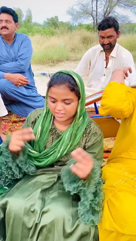 Meda yar a geay Afshan Khan #afshankhan #viralsong #saniakhan #adnanrasheedmalana #trending 