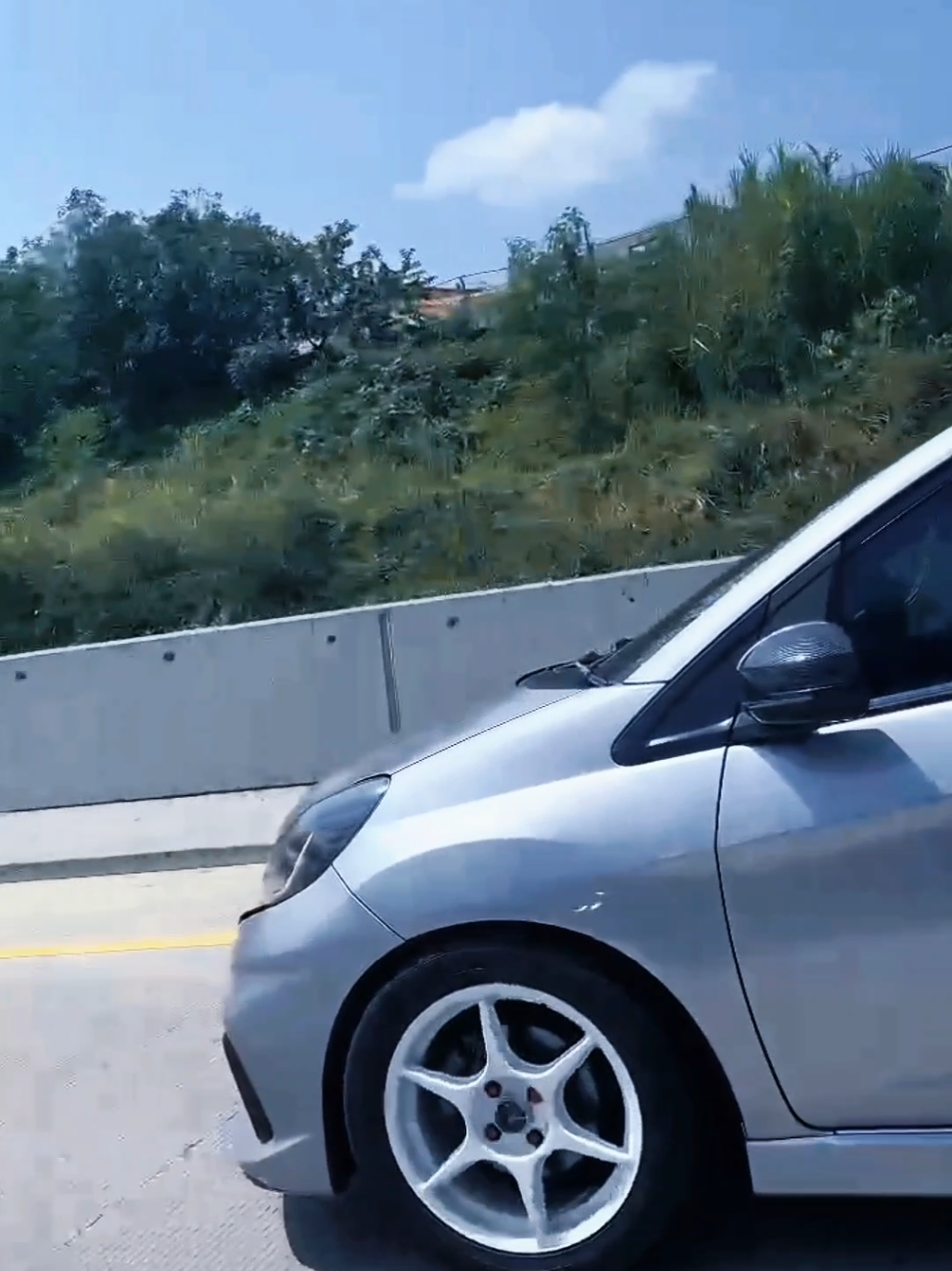 ytta aja simple🚗📽️ #xyzbca #fyp #silverbuddy #rundd4 #mobiliomodifikasi #mobilioindonesia #17agustus #1day #independent #independentday #indonesiamerdeka 