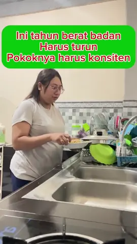 Konsisten hanya se detik 😭😭😭🤣🤣🤣🤣 #ngakakkocak #kontenhiburan #lucu_ngakak #fypシ゚viral🖤tiktok 