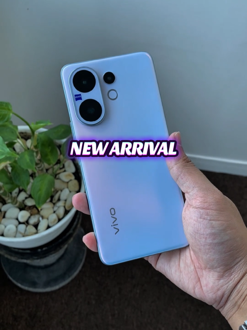 #CapCut new Arrival vivo V60 Blue #CaptureV60 #vivoV60 #ZEISSPortrait #UpCloseFromAfar