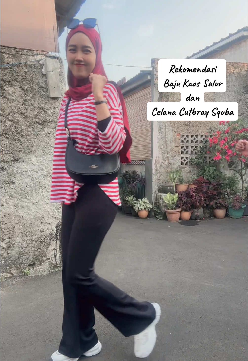 Ikut memeriahkan 17 Agustusan bersama Mom Happy 💋 #17agustus #kaossalurmerahputih #kaossalur #celanacutbray #cutbrayscuba 