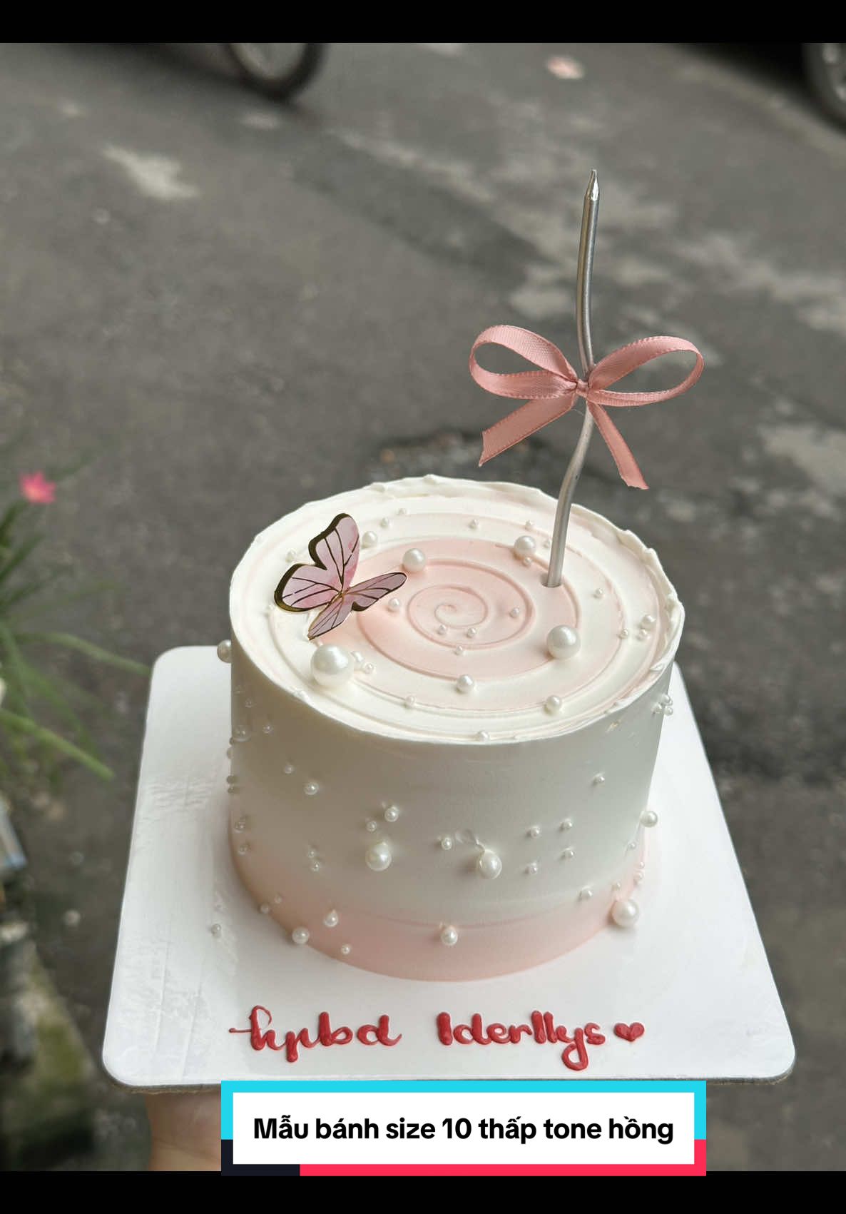 Mẫu bánh tone hồng size 10 thấp #banhsinhnhatdep #banhkem🎂 #banhkemhanquoc #xuhuong #fyp 