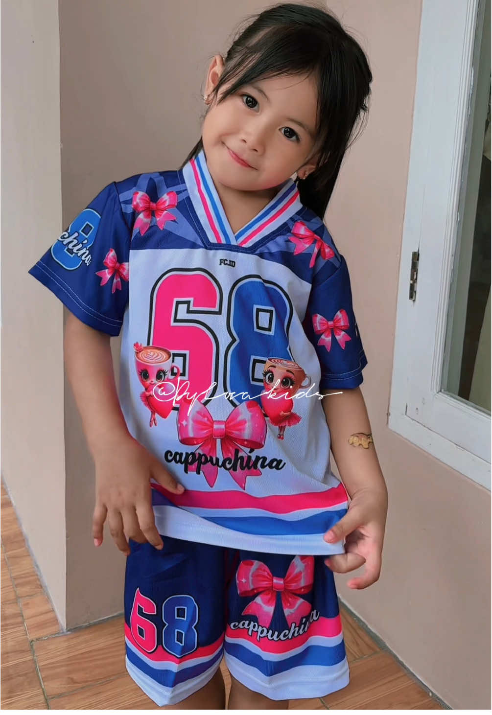 Asli ketagihan beli bikin sikecil makin cantik+keren😎 jangan sampe ketinggalan !!! #onesetanakperempuan #setelanjerseyanak #kaosjerseyanak #jerseyanak 