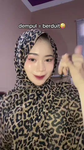 eaaa🤪 #glad2glow #2in1cushion #g2g #fyp 