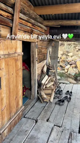 💚🤍
