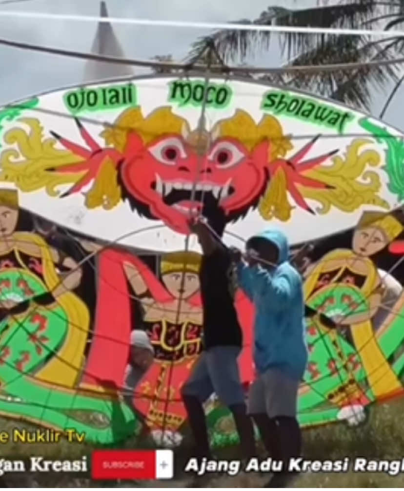 Mana Layangan Favorit Kalian
