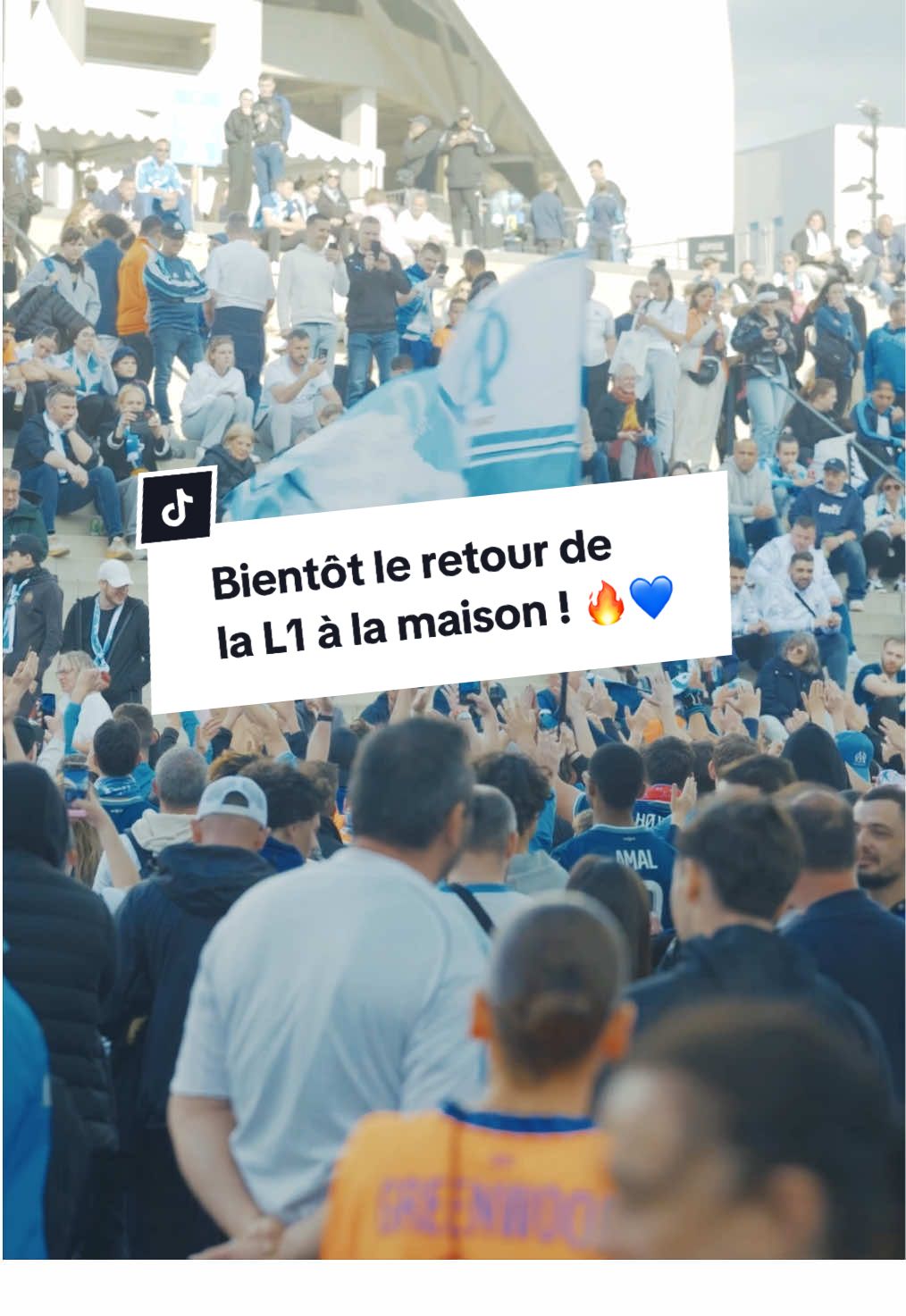 J-2️⃣ avant de retrouver le 𝑷𝒆𝒖𝒑𝒍𝒆 𝑩𝒍𝒆𝒖&𝑩𝒍𝒂𝒏𝒄 pour le 1er match de la saison à la maison 💙🏟️  🎥 @+3 Studio  #om #marseille #Ligue1 #tiktoksports 