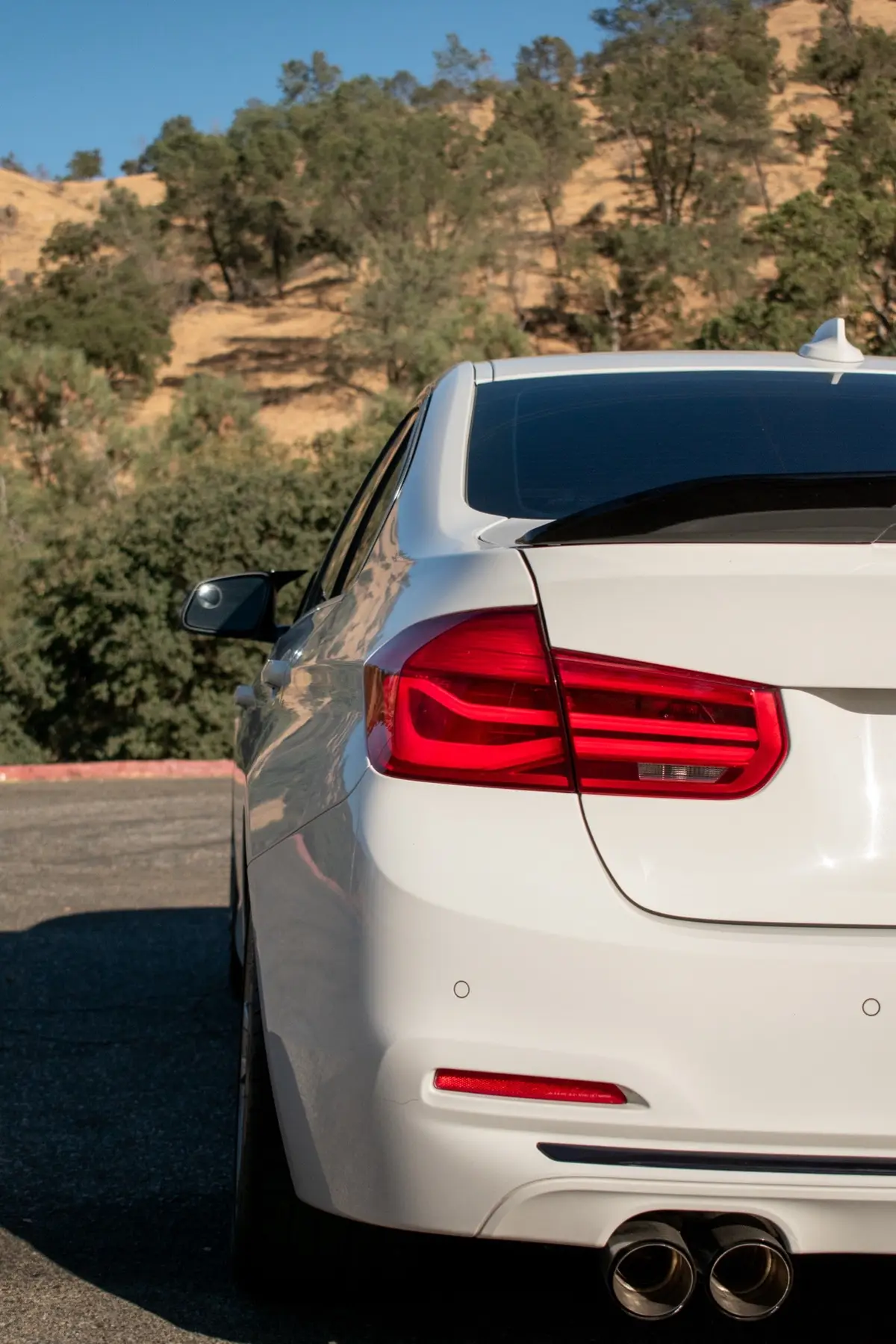 But she still lurking….🥱 anywayyyy all my videos abt to be car content 😭😭 #fypシ゚viral  #fyp  #foryou  #bmwmotorsport  #f30  