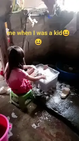 this is me when I was a child😆😂🤣#funnyvideos #child 
