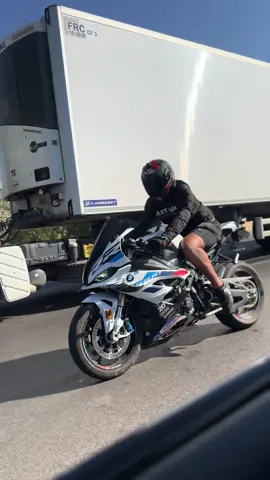 S1KRR🔥❤️ #algeria🇩🇿 #s1000rr #bmwmotorsport #oran #fyp 