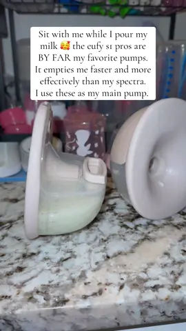 I truly wish these pumps were around with my first round of exclusively pumping 💕 #exclusivelypumping #eufys1pro #bestbreastpumps #pumpingmusthaves @eufy US 