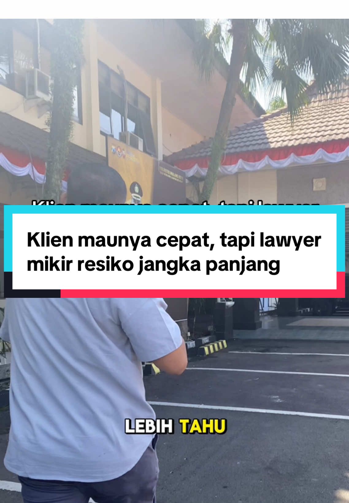 Tugas lawyer itu memberikan bantuan hukum untuk kepentingan terbaik kliennya, tapi seringkali hal tersebut dikalahkan dengan cara pandang klien itu sendiri  #kantorhukum #pengacarasurabaya #lawyer #pengacaramuda #advokat 