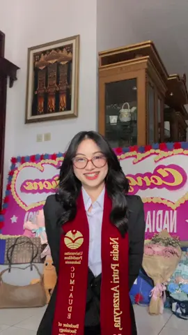 cielah pake lagi lagu ini❤️