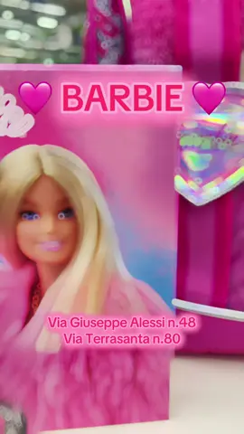È arrivata la bambola più amata del mondo #barbiegirl #zaino #diario #astuccio #barbie 