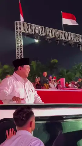 Bersama Menjaga Anak Indonesia: Dukungan Tulus dari Bang Zul & Pak Prabowo. Dengan kasih, mereka mengikat janji untuk masa depan yang lebih adil dan sejahtera  @zul.hasan #ZulkifliHasan #HUTPAN #PartaiAmanatNasional #HUT80RI #Pestarakyat