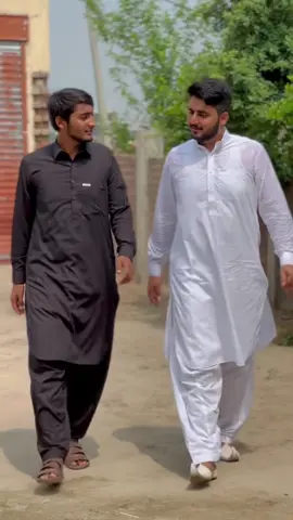 اچھے دوست بنیں یا معزز دشمن، بیچ میں نہ کھڑے ہوں۔