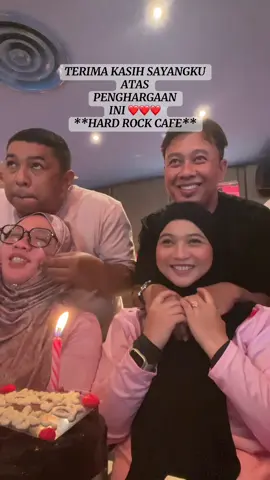 Terima kasih ya Allah bagi setiap layanan, keberkatan umur serta rahmat Mu ❤️ Terima kasih ya Rasulullah atas didikan mu ❤️ Terima kasih suamiku atas setiap cinta dan kasih sayang ❤️ Terima kasih sahabat-sahabat atas setiap perhatianmu kepadaku ❤️ #puanhajarpoligami  #mybirthday  #augustbirthdaygirl @Pejuang Nafkah @Auhar_Auris_Audrey @Rasul_Rahman @saufi @Ustaz_halim PPIM @Aini1234 @Nur Firdaus ☺️ @Firnur Adha @ibuu 