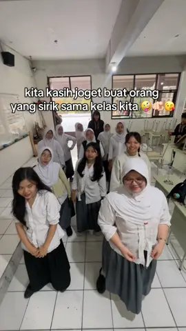 eh bagoyang dia 💃💃#fyp #kelasheboh #ipa #foryou 
