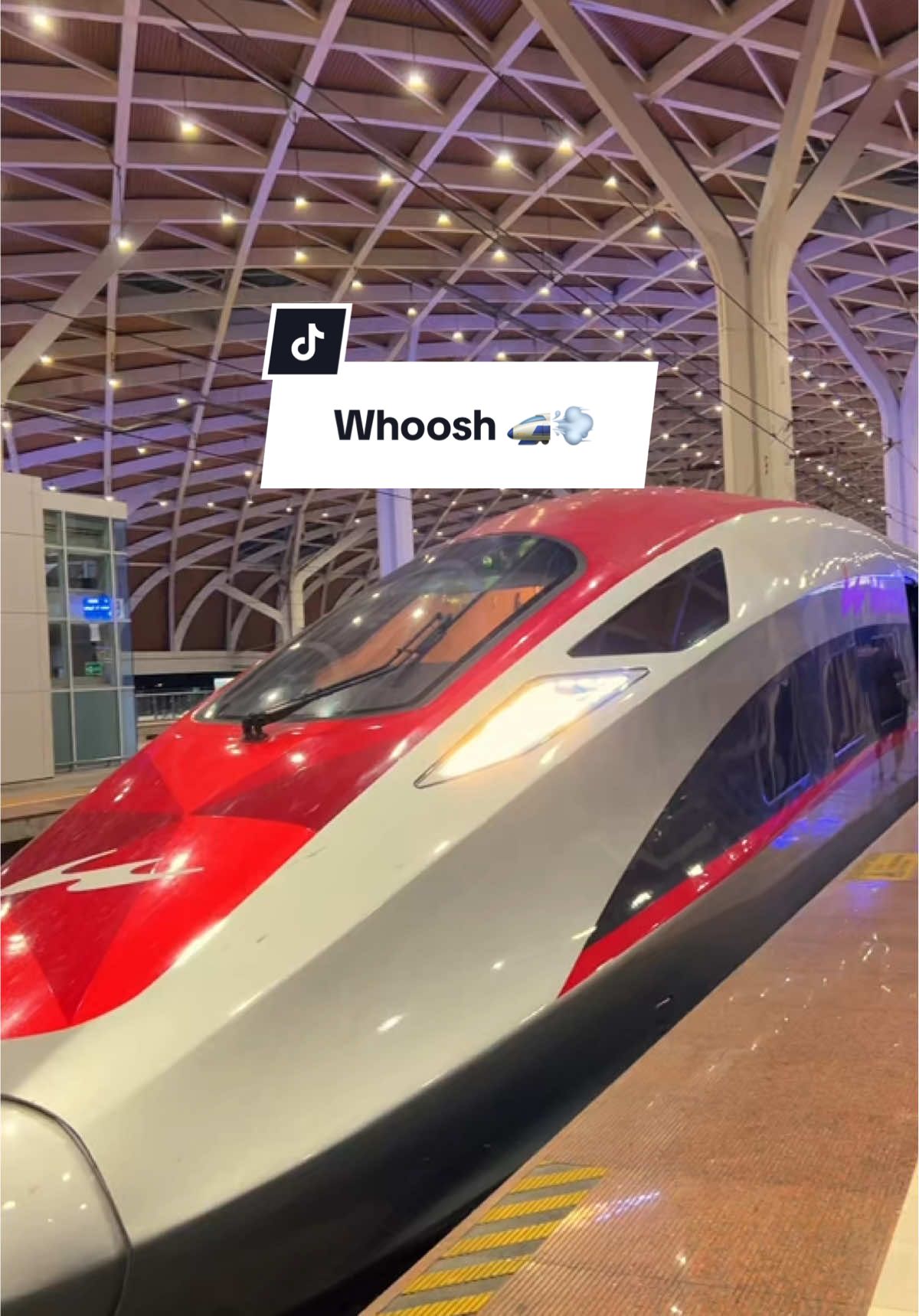 🚅💨 #keretacepatjakartabandung #whoosh #kcic #trending #fyp 