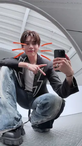 𝗭𝗘𝗥𝗢𝗕𝗔𝗦𝗘𝗢𝗡𝗘 'ICON' Fit Check! ⚡️ 💿 Pre-Save zb1.lnk.to/NEVERSAYNEVER ZEROBASEONE THE 1ST FULL ALBUM ❝𝙉𝙀𝙑𝙀𝙍 𝙎𝘼𝙔 𝙉𝙀𝙑𝙀𝙍❞ 2025.09.01 18:00 (KST) #ZEROBASEONE #ZB1 #제로베이스원  #NEVER_SAY_NEVER  #ICONIK 