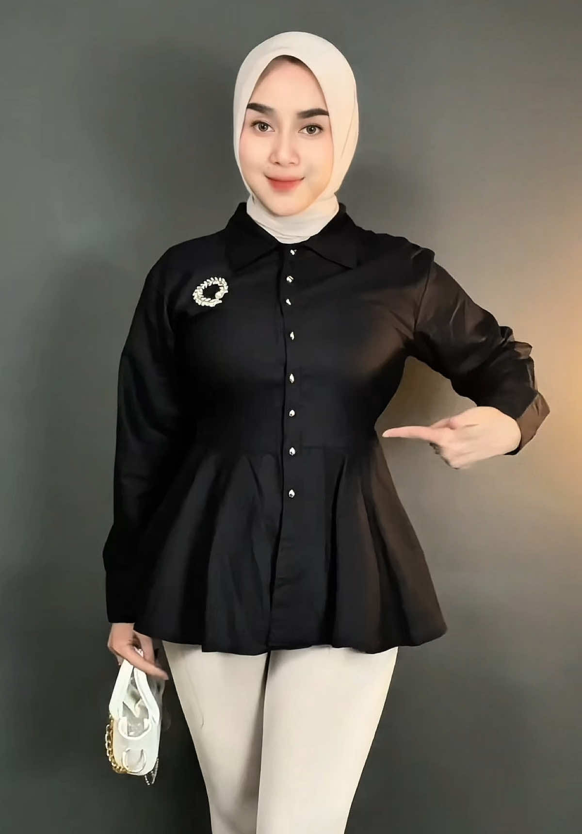 Rekomendasi kemeja blouse slimfit #fyp #fashion #atasanwanita #kemejablouse #kemejawanita 