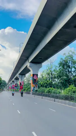 ঢাকা শেরেবাংলা নগর পরিকল্পনা মন্ত্রণালয়ের সামনের এই দৃশ্য যে কাউকে মুগ্ধ করবে। #Dhaka #nature #viralpost2025 #foryoupage #srstory #NatureBeauty @Saiful Raju 