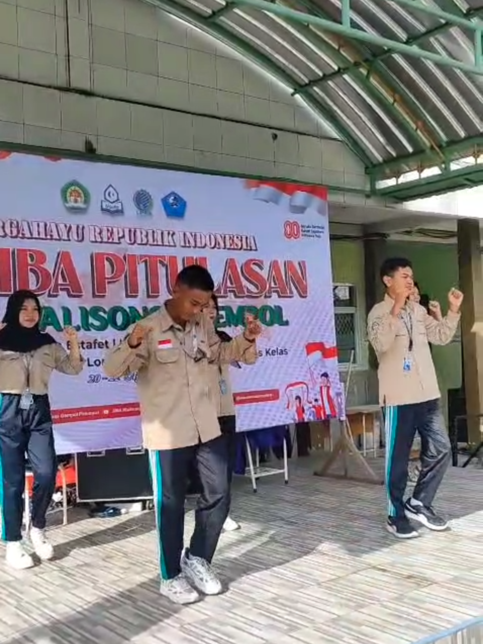 Lomba 17an Hari Pertama  20 Agustus 2025 #fypシ゚ #fypシ゚viral #pelajar #lomba #17agustus #hutri #pitulasan