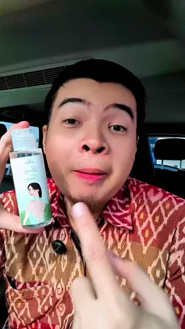 Toner pembersih kulit kusam, cocok bgttt buat kita kita yang sering berkeringat atau kena panas terik matahari... #toner  #skincare  #tonerbadan  #juraganjajan 