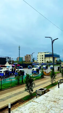 Maxay jigjiga kaga duwan tahay magaaloyinka kale ee somalida #somalitiktok #jigjiga_somali_galbeed #fyp #viral_videos #kaahin1 