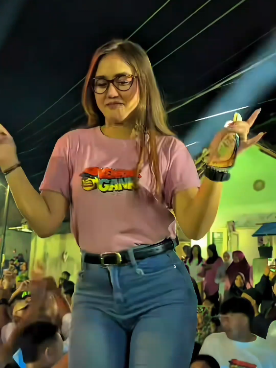 Alodyku Nak Iki Sam😁 @Fificimbee♋️ #karnavalsoundsystem #soundsystemjawatimur #soundsystem #soundhoregjawatimur #soundhoreg 