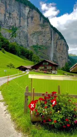 SWITZERLAND 🇨🇭 ⛰️💦⛺️🛶🏡🌲🌳🚂🏕️🖼️ Lauterbrunnen Wasserfall 💦 #lauterbrunnen_switzerland🌸🍁 #rosenlaui_switzerland_rosenlaui🏔️  #LIVEIncentiveProgram #MyLIVEJourney #PaidPartnership 