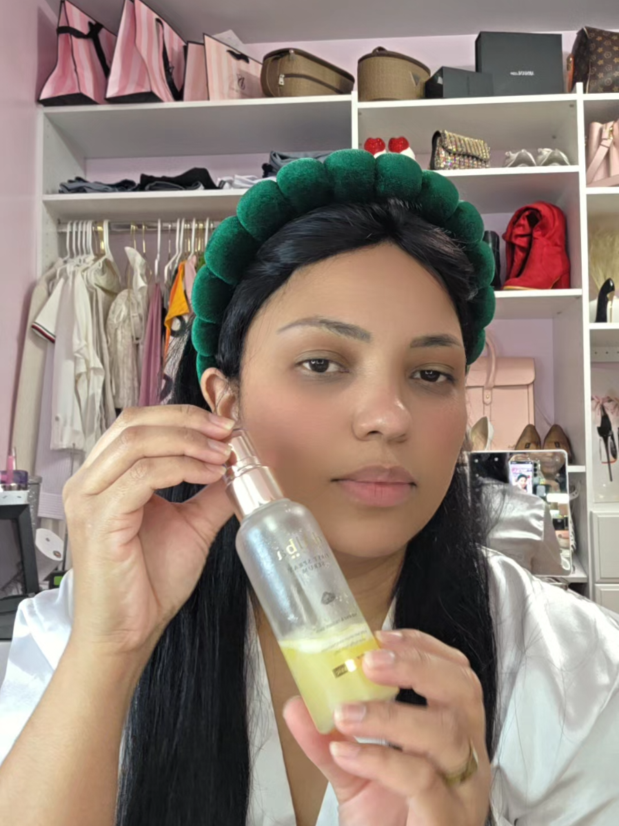 D'Alba  es mi  espray serum idratante favorito , por tanbien lo uso para que mi maquillaje se mire espectacular #sumersale #tiktokshop #dalbasprayserum 