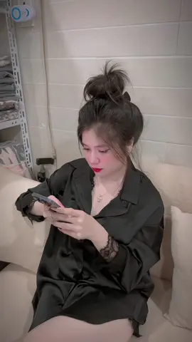 Ai làm em khóc nữa rồi 🥴  @KênhCủaTuyền🏳️‍🌈  #xuantuyen2k #tiktok #xuhướng #fyp 