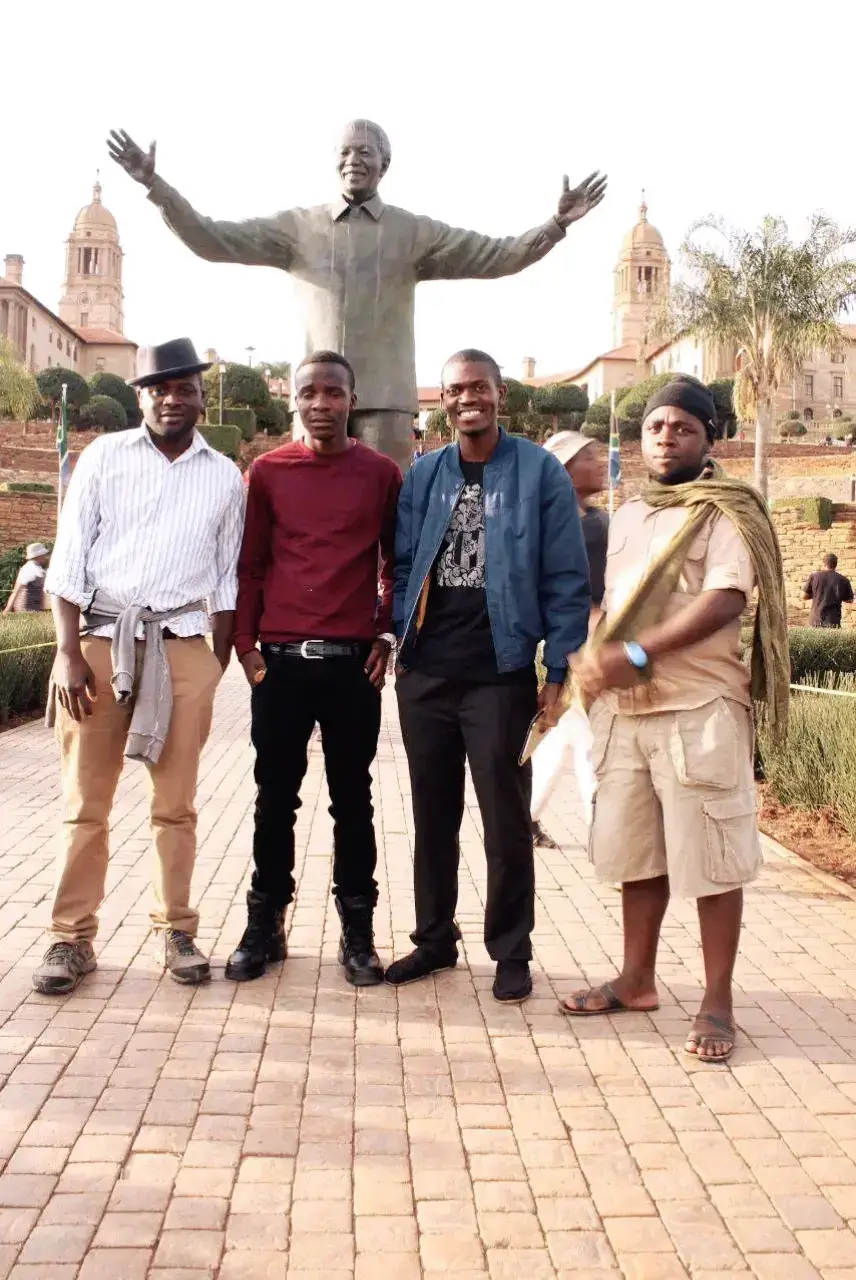 How I wish I was in RSA...... Can someone UnMalawi me plz. 
