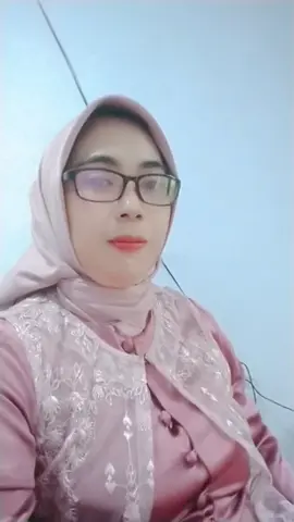 diwolak walik Kyo nggoreng telo😂😂