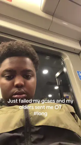 I’m really gonna be flipping packs now 😞 #somalitiktok #uktiktok #xrknz #ukunderground #explore #rap #newmusic #rap #fyp #gcses #results #resultsday 